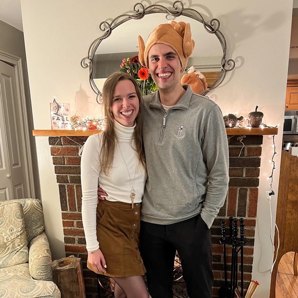 Meet your Posher, Ruby lab resale - Picture 1 of 10